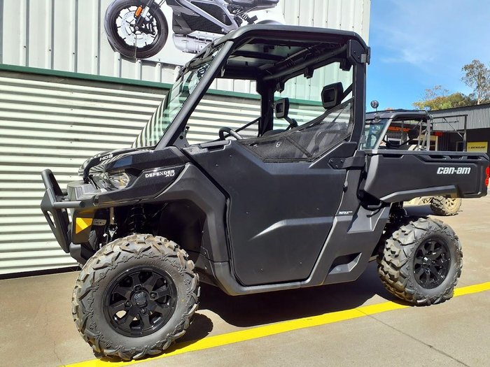 2025 Can-Am Defender XU HD9 Defender Black