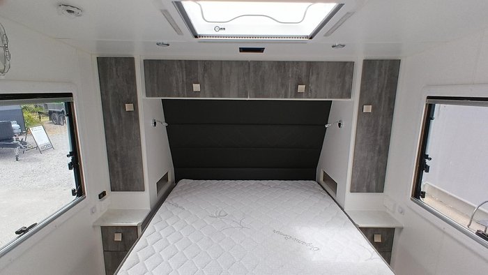 2021 Red Centre Kimberley Plus 206