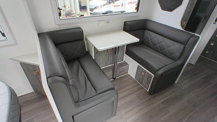 2021 Red Centre Kimberley Plus 206