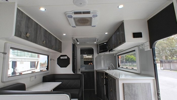 2021 Red Centre Kimberley Plus 206