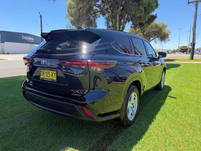 2024 Toyota Kluger GX