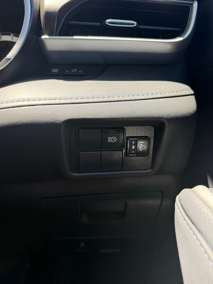 2024 Toyota Kluger GX