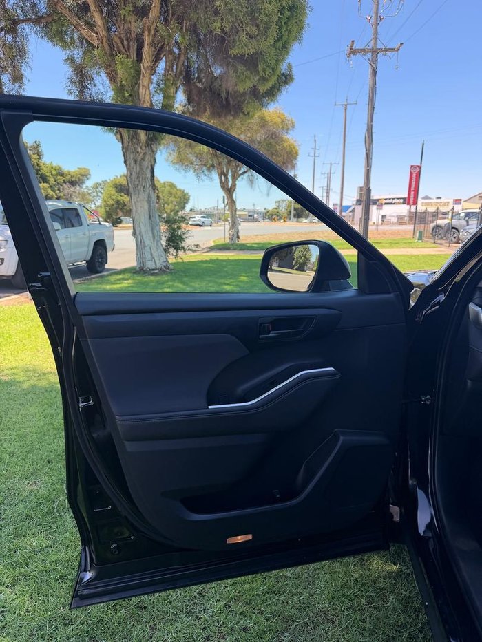 2024 Toyota Kluger GX