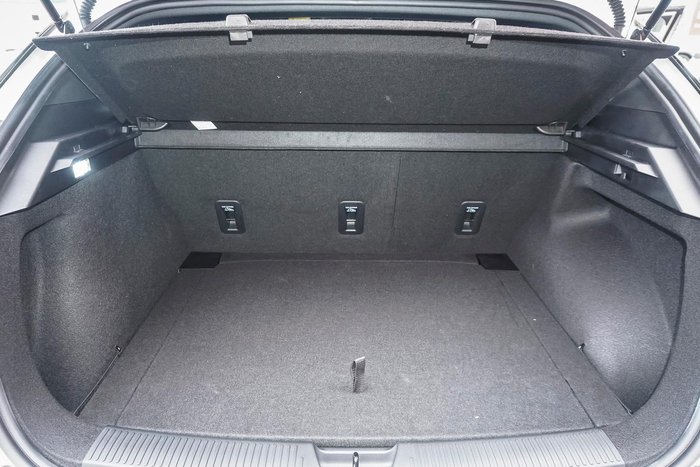 2024 MG MG4 Essence 64 150kW