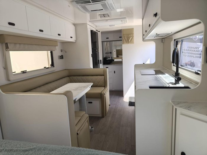 2025 JB Caravans Scorpion Sting Air 21'6 Rd Sc