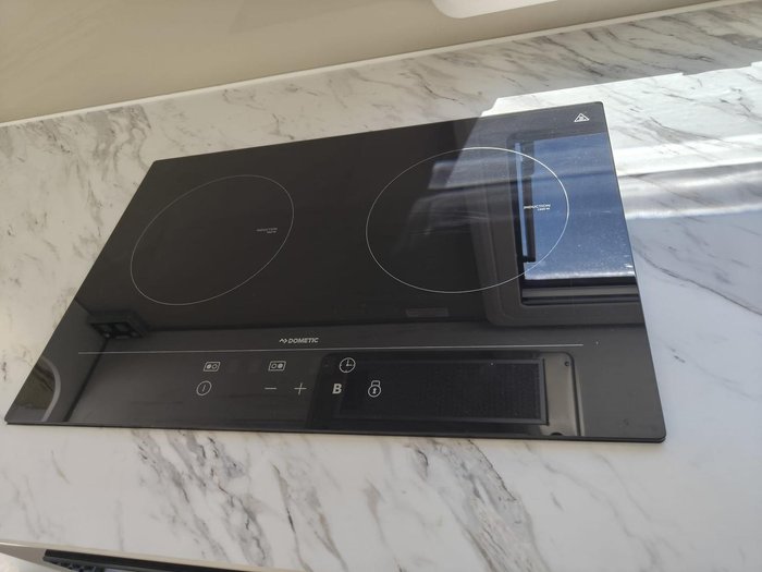 2025 JB Caravans Scorpion Sting Air 21'6 Rd Sc