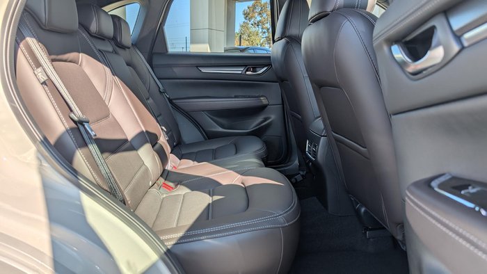 2025 Mazda CX-5 G35 Akera