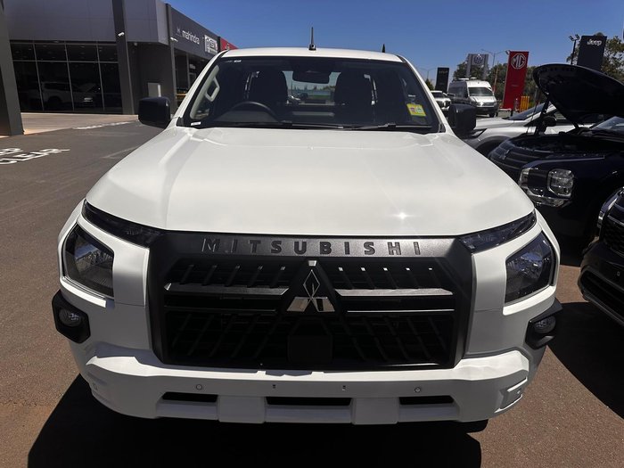 2025 Mitsubishi Triton GLX