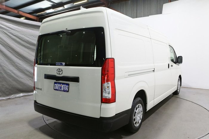 2023 Toyota Hiace