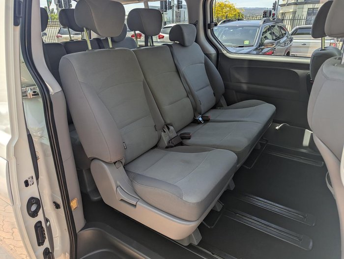 2011 Hyundai iMax TQ-W Ceramic White