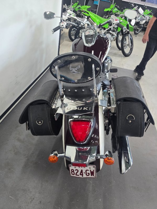 2010 Suzuki BOULEVARD (C109R) Red