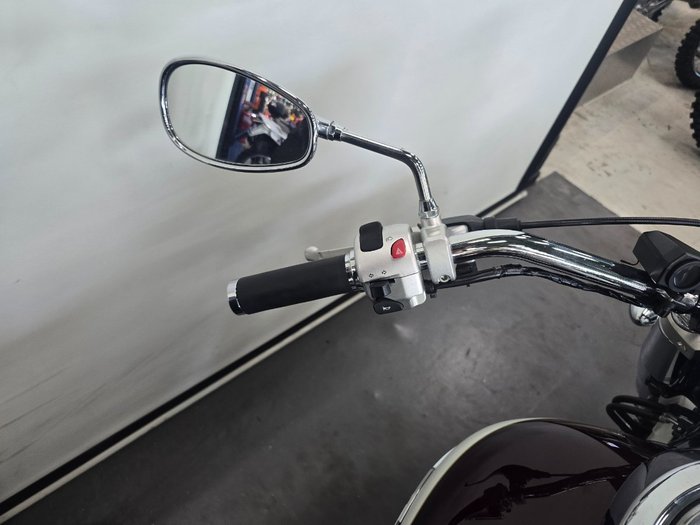 2010 Suzuki BOULEVARD (C109R) Red