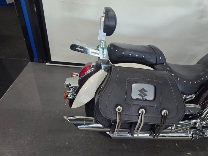 2010 Suzuki BOULEVARD (C109R) Red