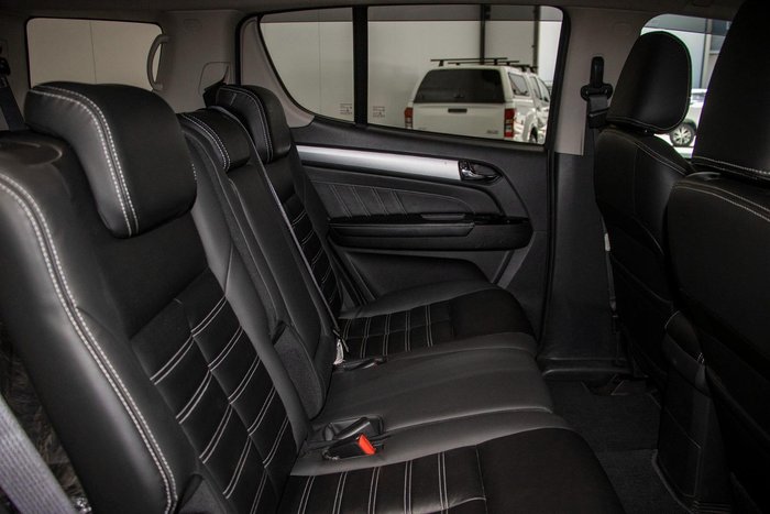 2018 Isuzu MU-X LS-T