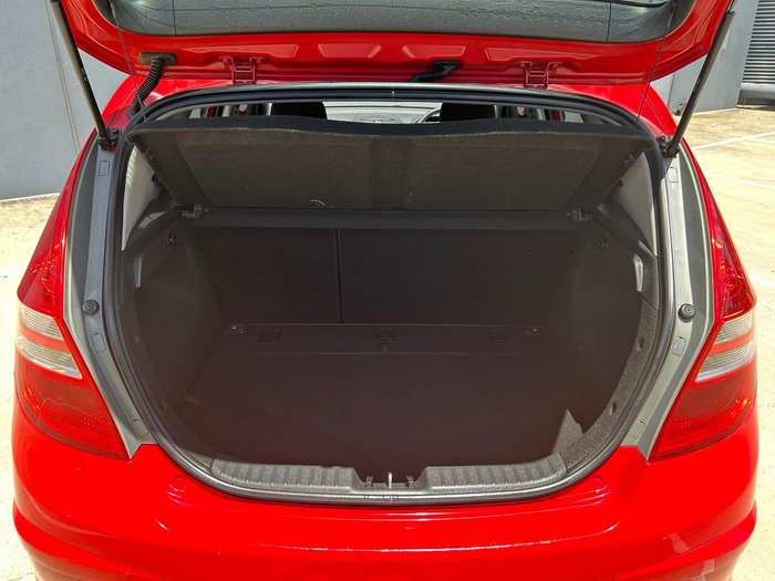 2010 Hyundai i30 Trophy FD MY11 Shine Red