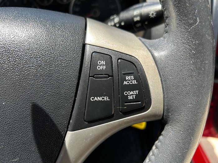 2010 Hyundai i30 Trophy FD MY11 Shine Red