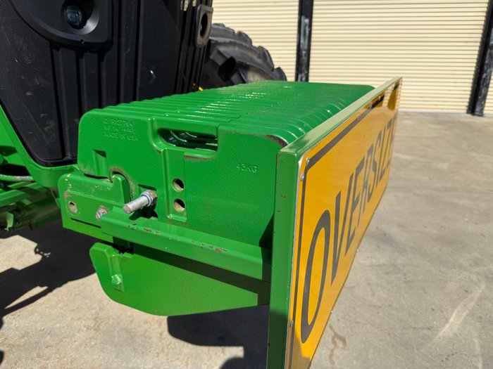 2022 John Deere 7R210