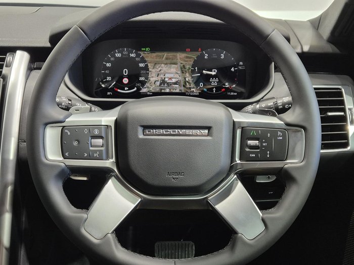 2025 Land Rover Discovery D350 S