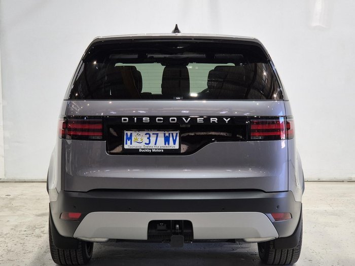2025 Land Rover Discovery D350 S