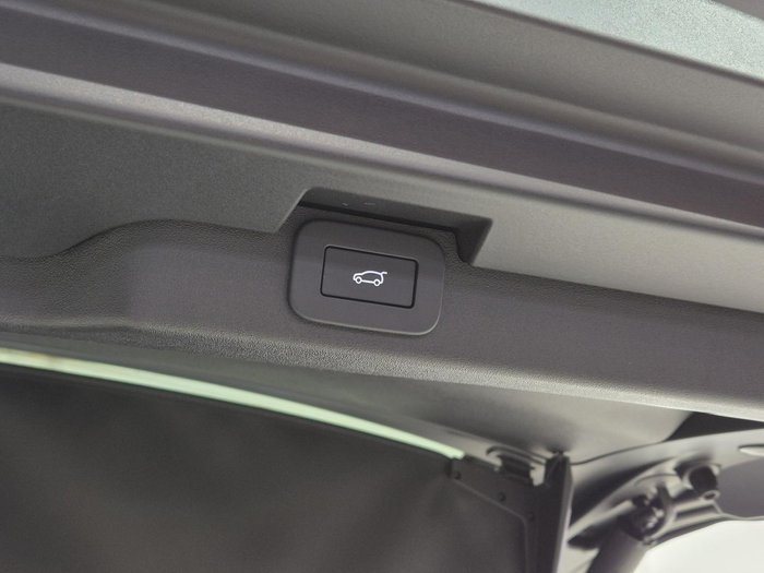 2025 Land Rover Discovery D350 S