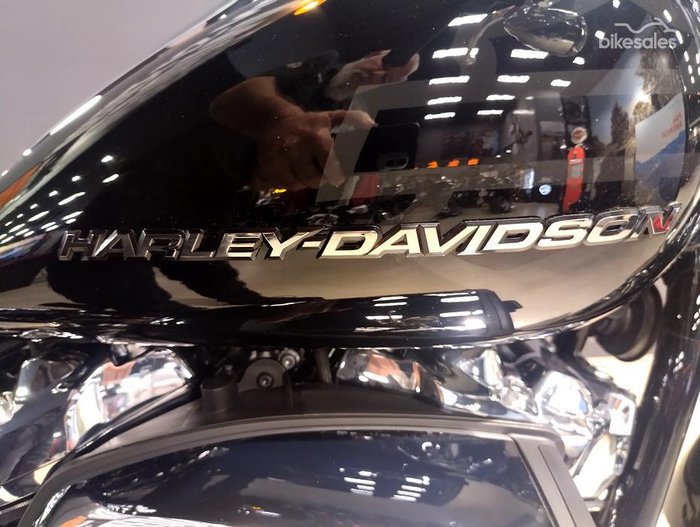 2025 Harley-Davidson Breakout 117 (FXBR) Softail Black