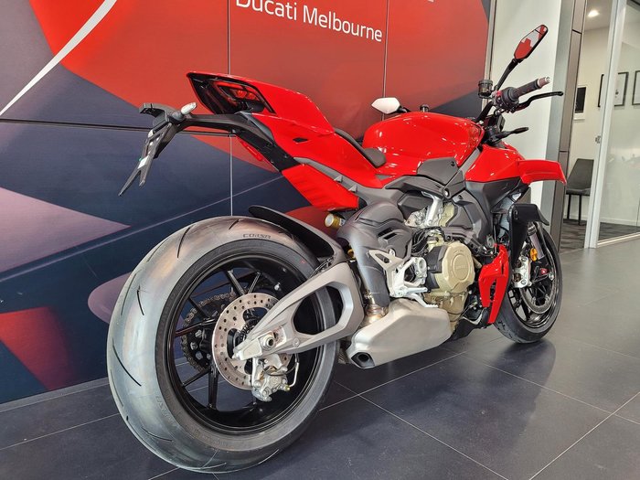 2025 Ducati Streetfighter V4