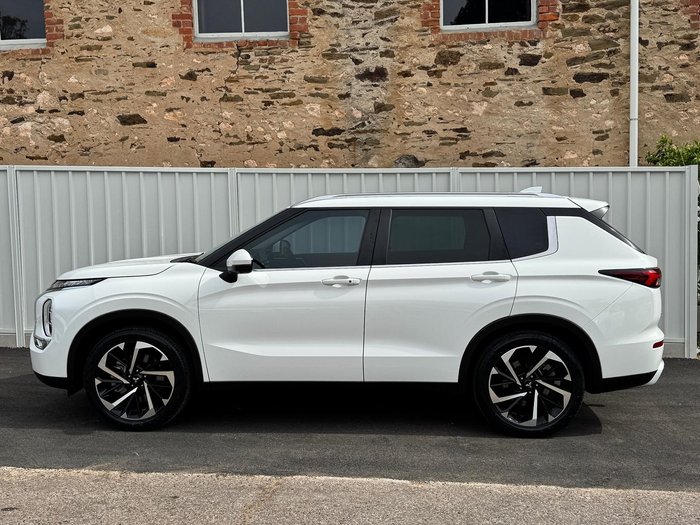 2023 Mitsubishi Outlander Aspire