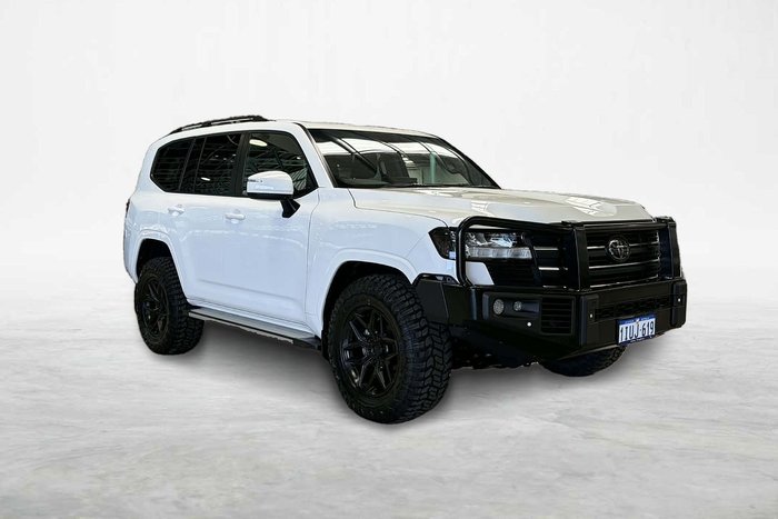 2023 Toyota Landcruiser