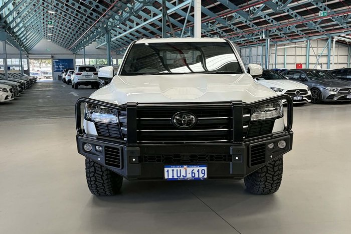2023 Toyota Landcruiser GXL