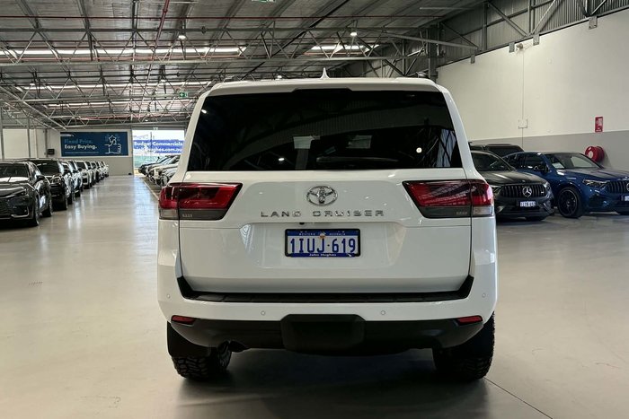 2023 Toyota Landcruiser GXL