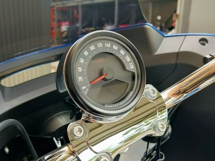 2025 HARLEY-DAVIDSON LOW RIDER ST 117 (FXLRST) ROAD BLUE BURST