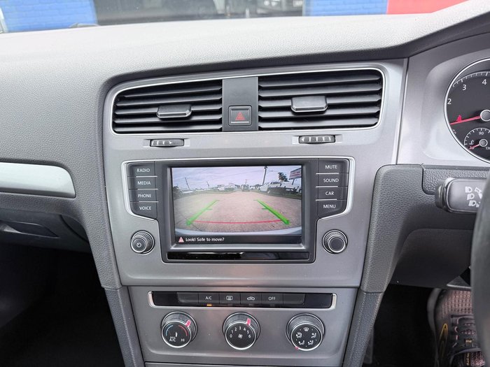 2016 Volkswagen Golf 92TSI Trendline 7 MY17 Pure White