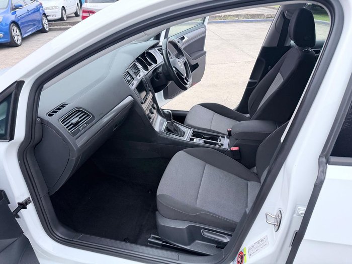 2016 Volkswagen Golf 92TSI Trendline 7 MY17 Pure White