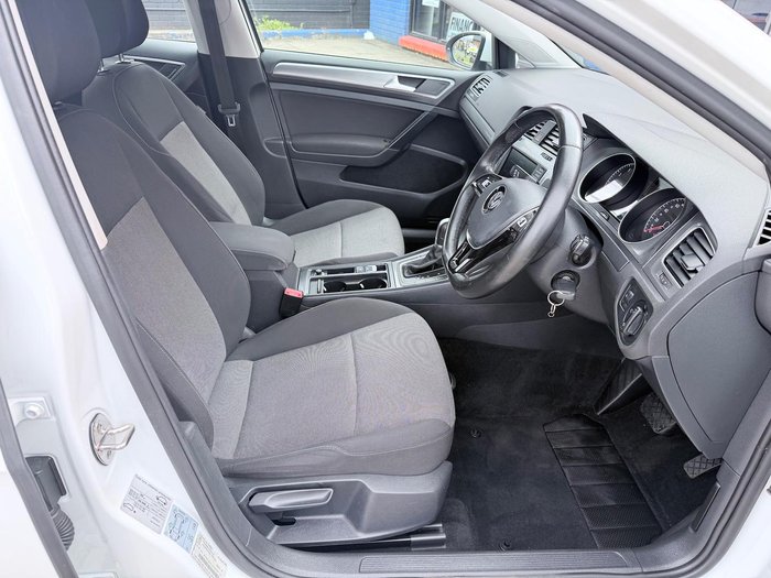 2016 Volkswagen Golf 92TSI Trendline 7 MY17 Pure White