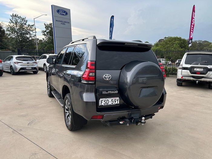 2023 Toyota Landcruiser Prado VX