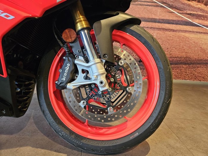 2022 Aprilia RS 660 RS Red