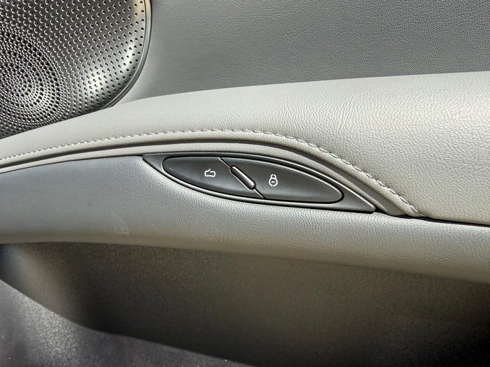 2025 MG IM6 Platinum