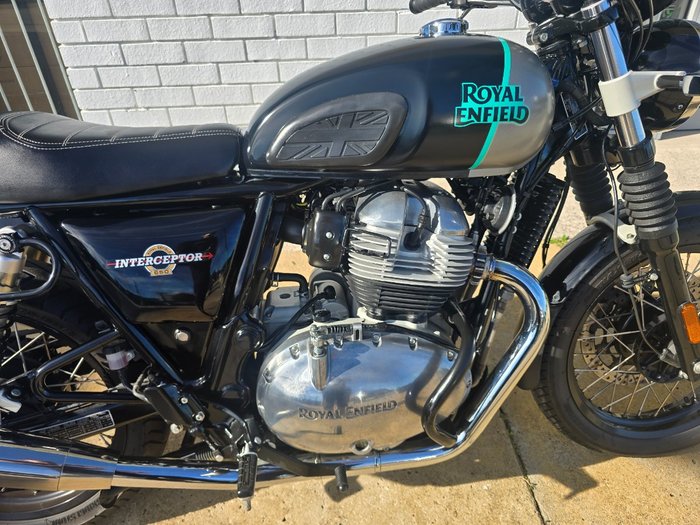 2022 ROYAL ENFIELD (SEE ALSO ENFIEL INTERCEPTOR 650 E5 CUSTOM Black