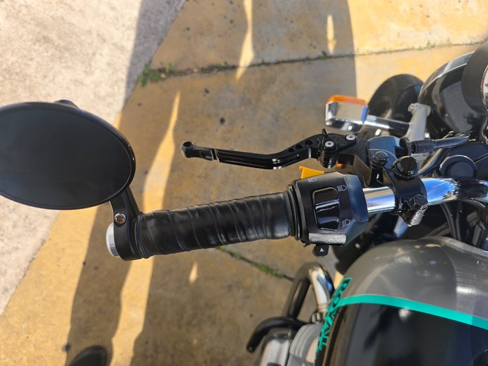 2022 ROYAL ENFIELD (SEE ALSO ENFIEL INTERCEPTOR 650 E5 CUSTOM Black