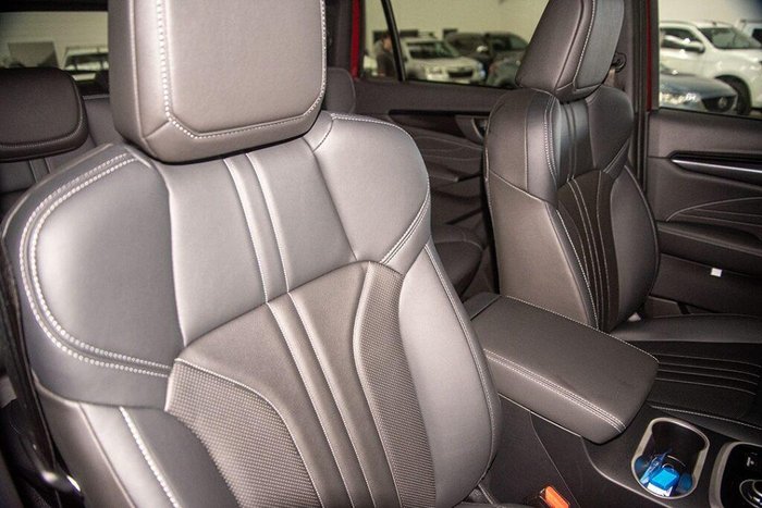 2025 Isuzu MU-X LS-T