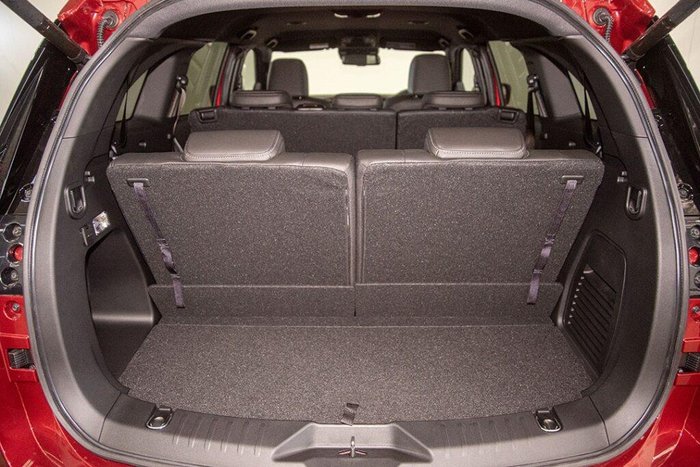 2025 Isuzu MU-X LS-T