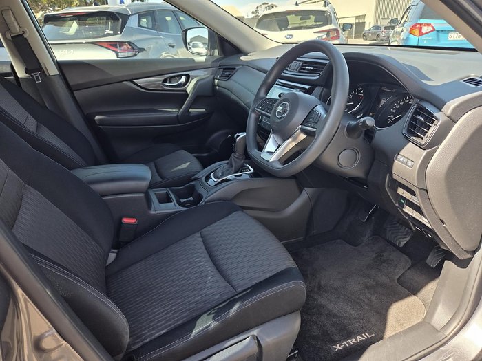 2020 Nissan X-TRAIL ST