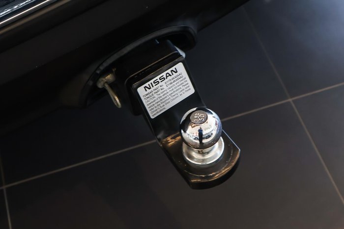 2020 Nissan Pathfinder ST