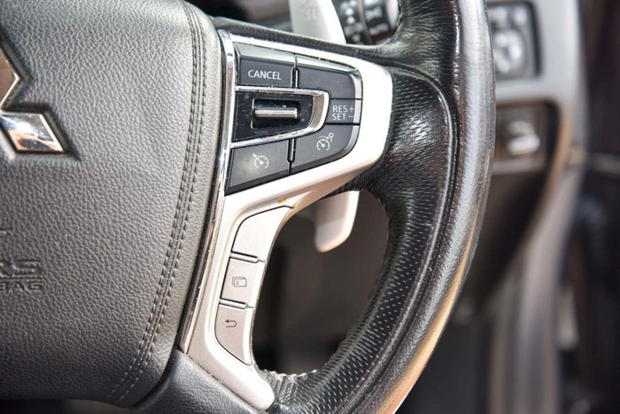 2015 Mitsubishi Pajero Sport GLS