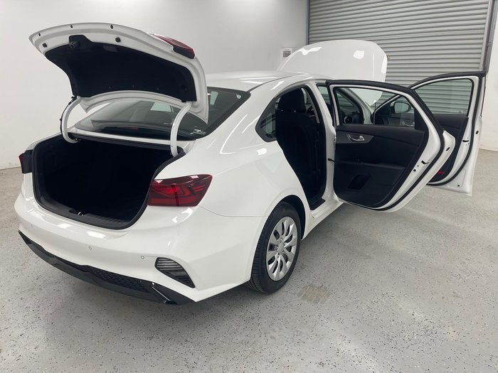 2023 Kia Cerato S BD MY24 Clear White