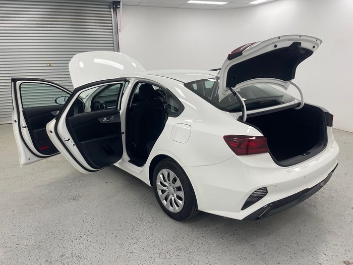 2023 Kia Cerato S BD MY24 Clear White