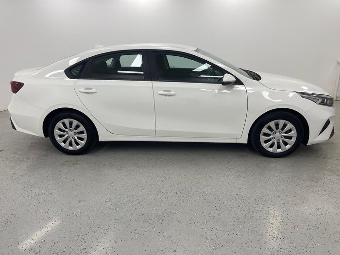 2023 Kia Cerato S BD MY24 Clear White