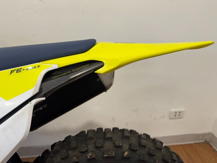 2022 Husqvarna FE450 GREY