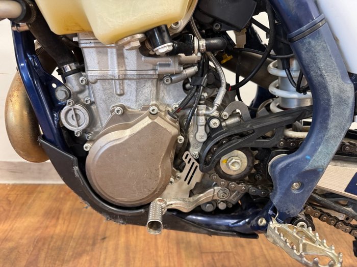 2022 Husqvarna FE450 GREY