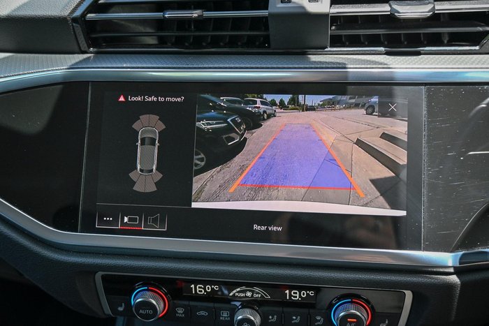 2020 Audi Q3 35 TFSI S line